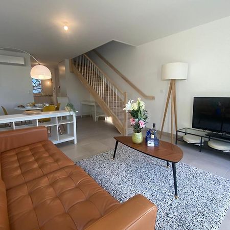 Roche Blanche - Terrasse Et Parking Apartment Nimes Bagian luar foto