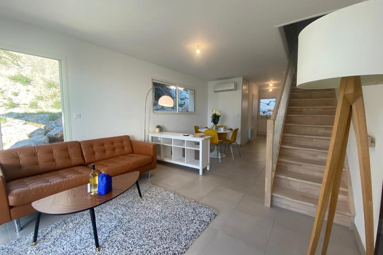 Roche Blanche - Terrasse Et Parking Apartment Nimes Bagian luar foto