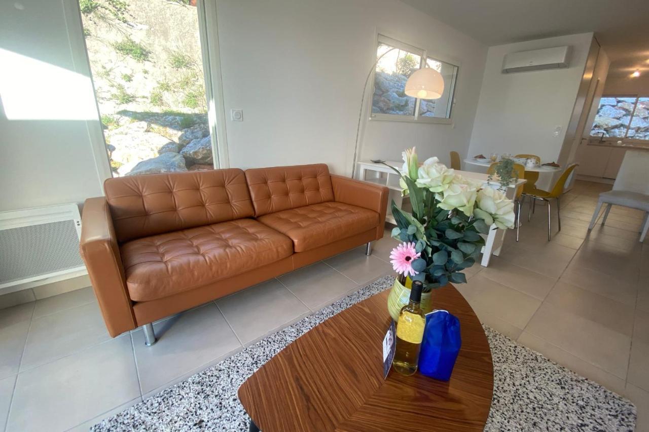 Roche Blanche - Terrasse Et Parking Apartment Nimes Bagian luar foto